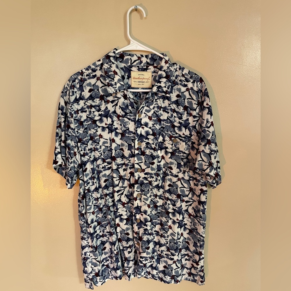 Weather proof button down men’s shirt